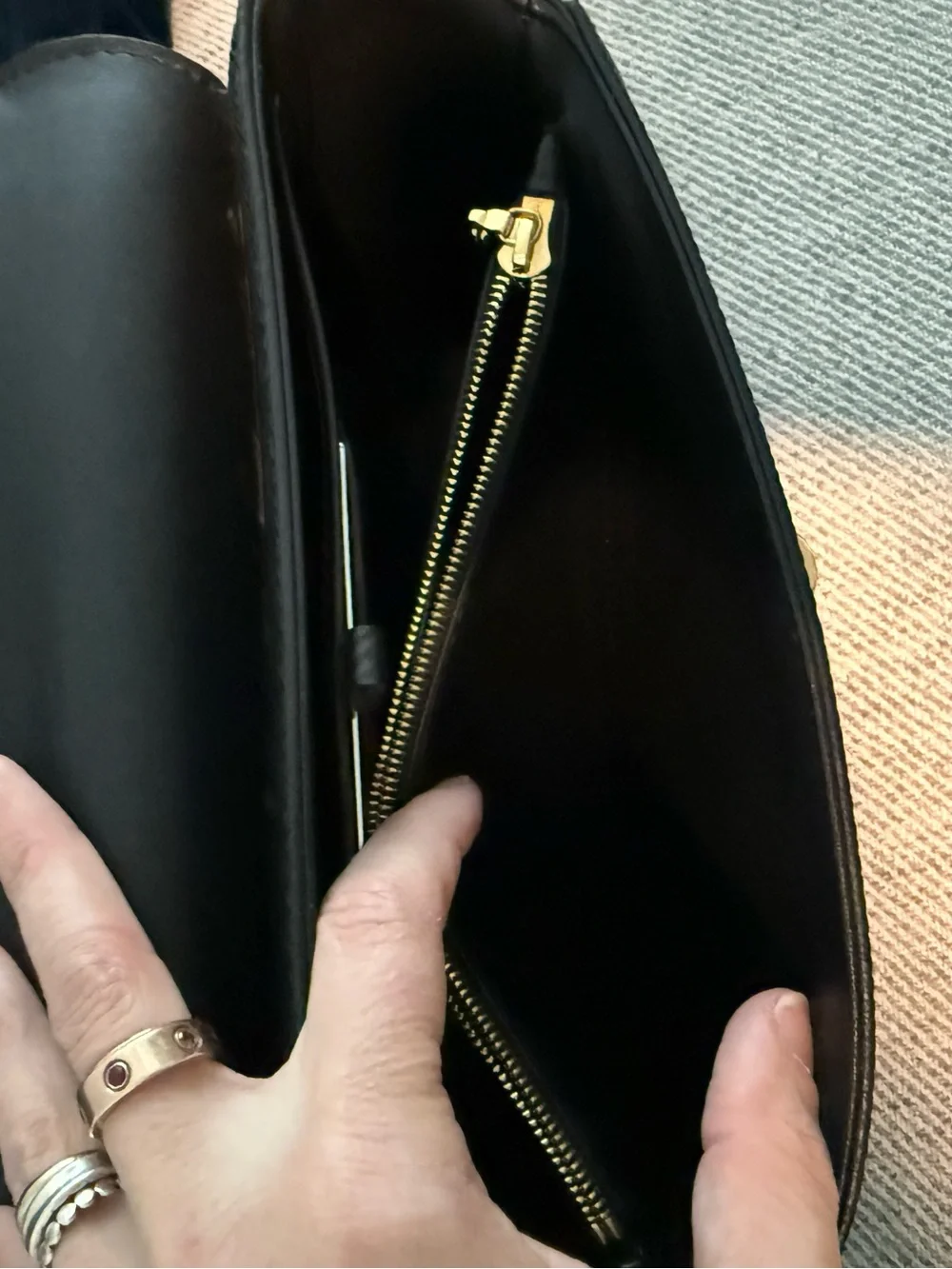 Louis Vuitton lv epi